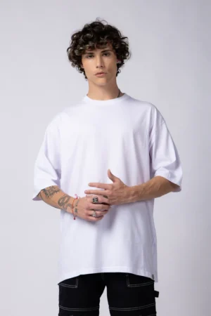 REMERA OVER THEO BLANCA
