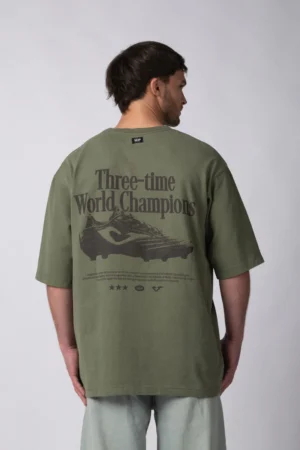 Alternative view of REMERA OVER RHY CHAMP MILITAR
