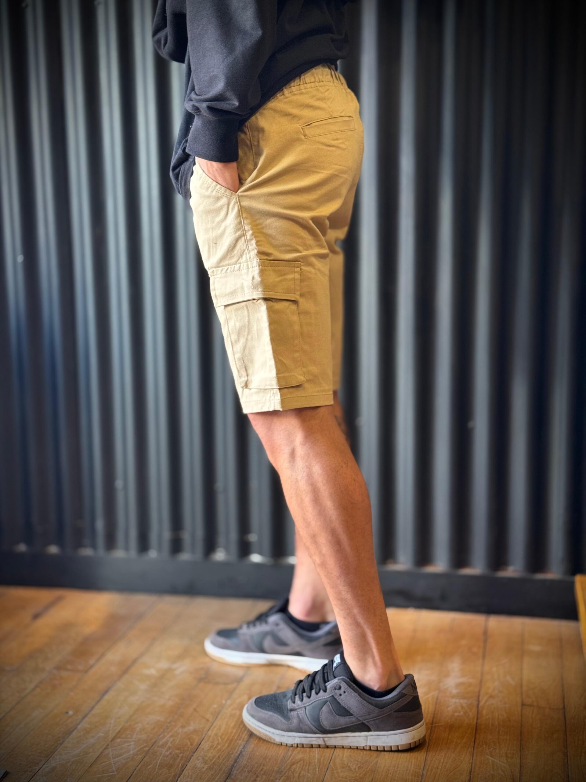 BERMUDA GABARDINA CARGO BEIGE - Imagen 2