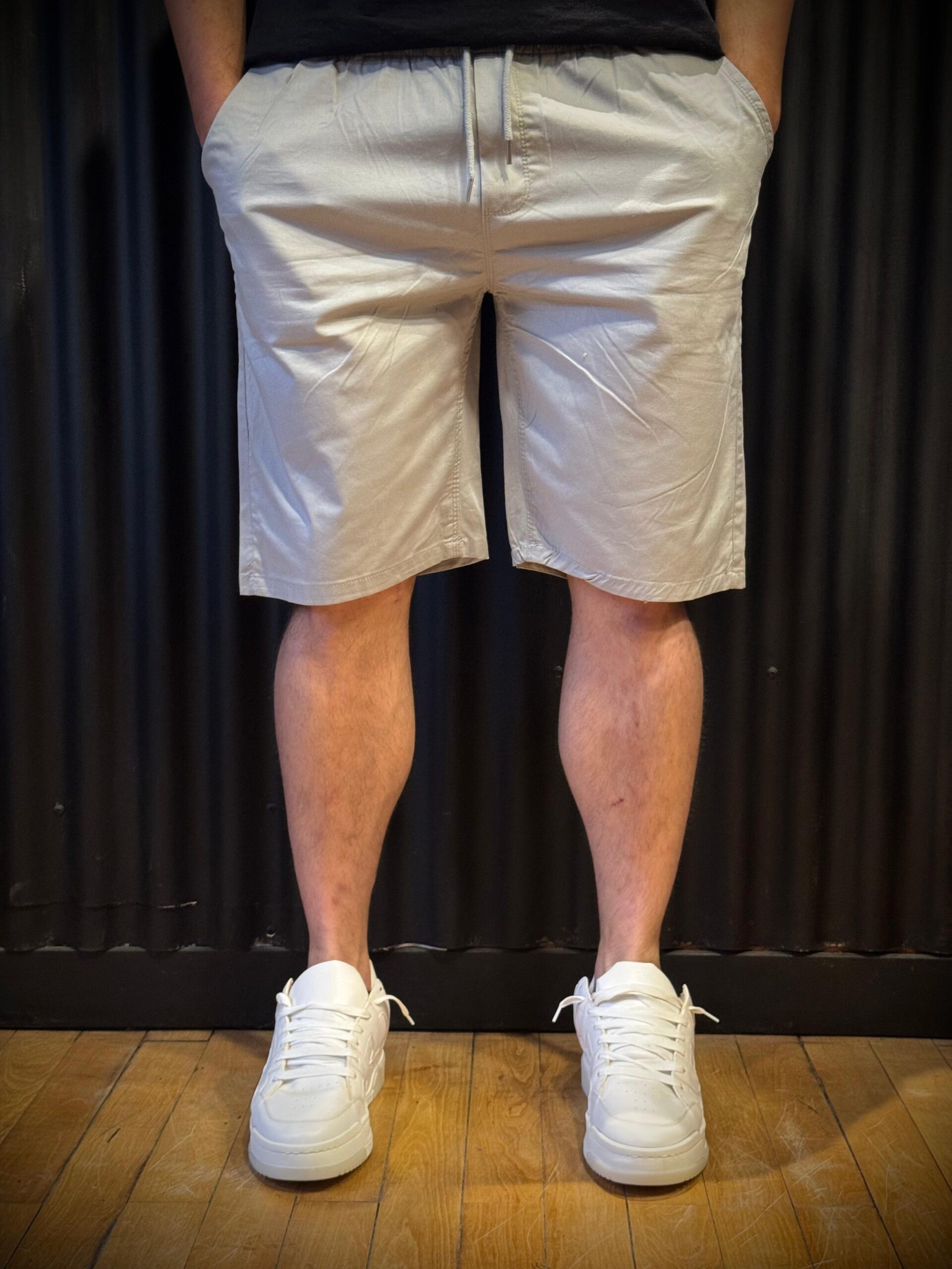 BERMUDA GABARDINA GRIS