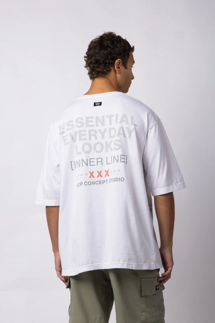 REMERA OVER TAZ XXX BLANCA - Imagen 2