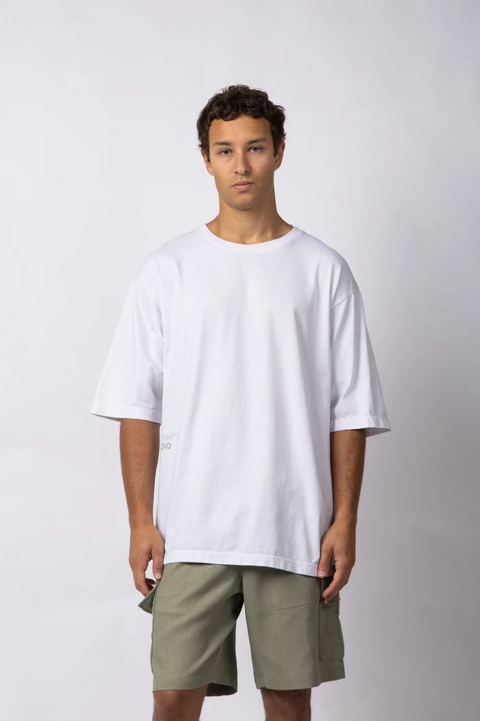 REMERA OVER TAZ XXX BLANCA